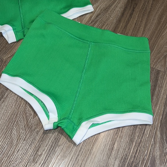 aerie offline ribbed super shortie2 inch inseam - Picture 4 of 7